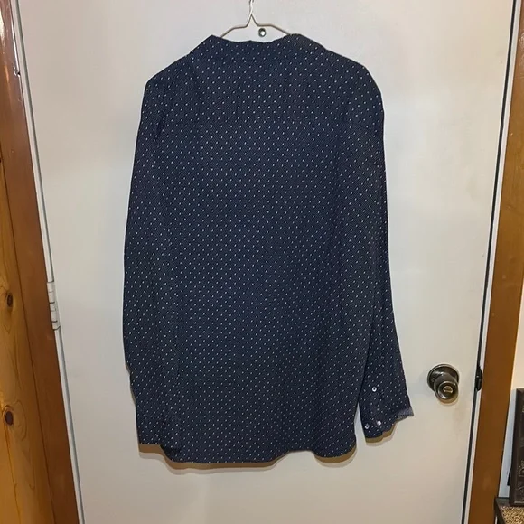 Men's Navy and white Casual Button Down Shirt - Picture 3 of 4